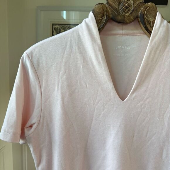 Orvis Solid Narrow-V Tee Ballet Pastel Pink M - Picture 2 of 5